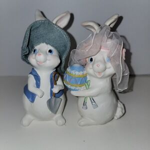 Greenbrier International 5' Polystone Easter Bunny Figurines Biy And Girl